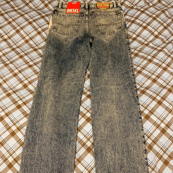 Diesel 1995 D-Shark 007S1 straight-leg Jeans - Picture 4 of 5